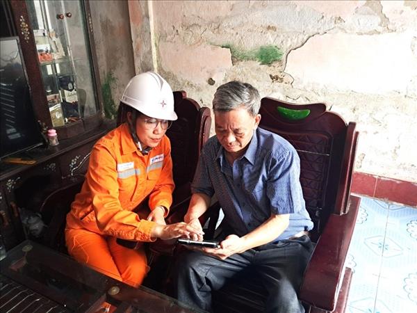 Điện lực Kim Sơn tăng cường dịch vụ khách hàng, số hóa dịch vụ điện năng