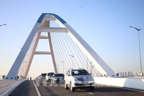 Chính thức thông xe cầu Trần Hoàng Na qua sông Cần Thơ