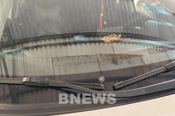 Các cách xử lý kính lái ô tô bị xước và nứt