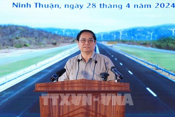 Thủ tướng phát lệnh đưa vào khai thác cao tốc Cam Lâm - Vĩnh Hảo và Diễn Châu - Bãi Vọt