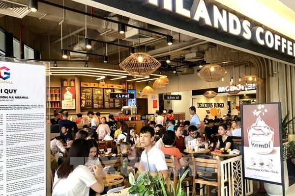 Trung tâm thương mại Tp. Hồ Chí Minh tấp nập khách “giải nhiệt” dịp lễ 30/4 - 1/5