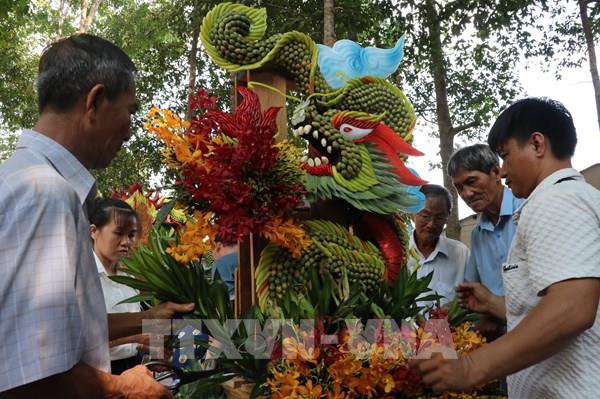 Bình Dương: Độc đáo nghệ thuật tạo hình hoa quả của người dân Tương Bình Hiệp