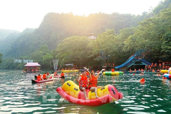 Kỳ nghỉ lễ 30/4 và 1/5, ngành du lịch phục vụ khoảng 8 triệu lượt khách, doanh thu tăng cao