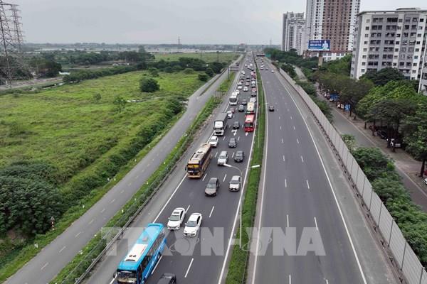 Điều tiết giao thông kịp thời, hợp lý để người dân về Thủ đô an toàn