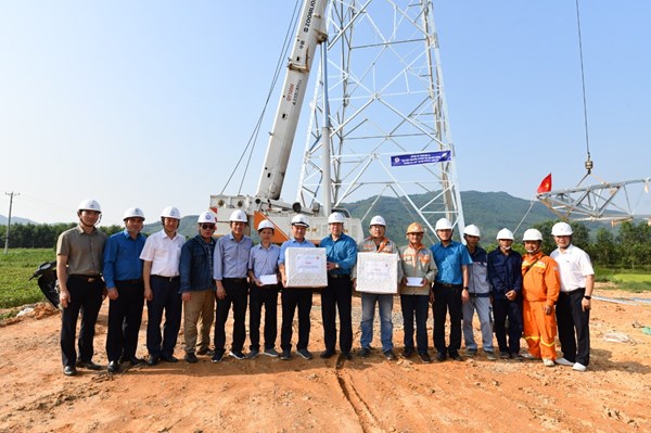 Nỗ lực đảm bảo điện cho miền Bắc mùa nắng nóng