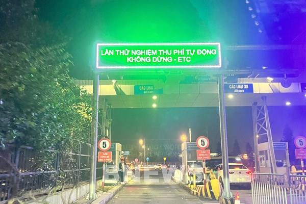 Đồng loạt thu phí không dừng tại 5 sân bay từ hôm nay 5/5
