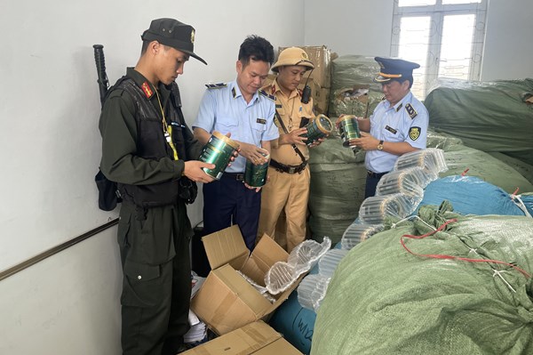 Xử phạt trên 200 triệu đồng do kinh doanh thực phẩm không rõ nguồn gốc