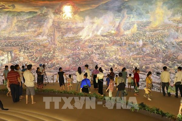 70 năm Chiến thắng Điện Biên Phủ: Bức tranh panorama - niềm tự hào của mỹ thuật Việt