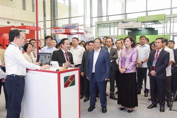 Agribank trình diễn 6 dịch vụ tại sự kiện Chuyển đổi số ngành ngân hàng