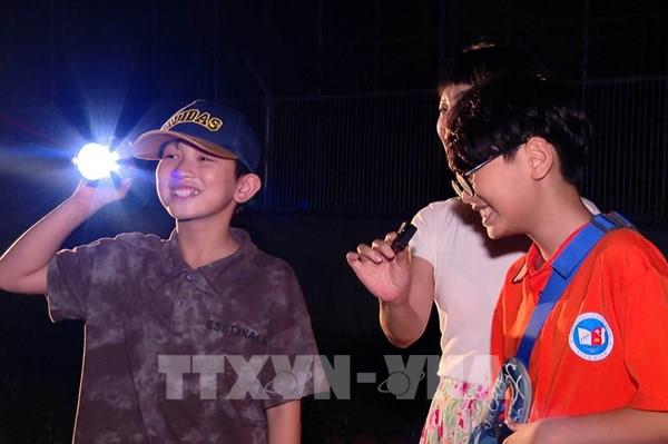 Độc đáo tour đêm “Ngắm đom đóm và động vật quý hiếm”