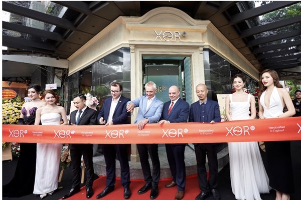 Thương hiệu điện thoại xa xỉ XOR khai trương boutique tại “đất vàng” ở Hà Nội