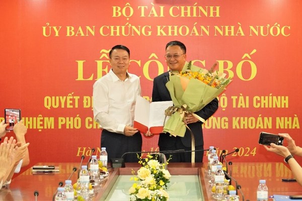 Ủy ban Chứng khoán Nhà nước có Phó Chủ tịch mới