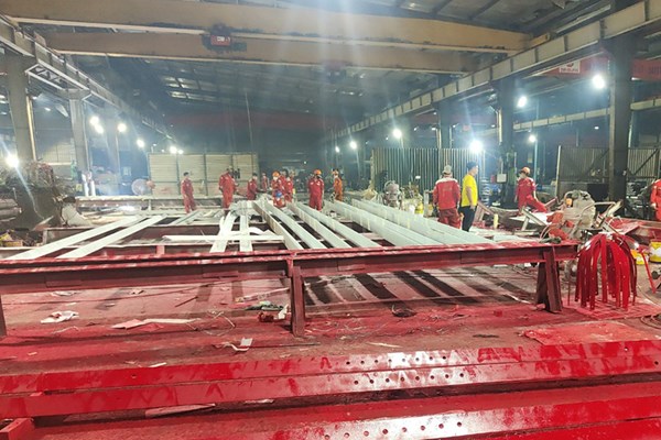 Thêm đơn vị về đích sớm cung cấp toàn bộ cột thép cho Dự án đường dây 500kV mạch 3