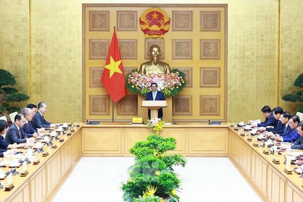 Thủ tướng chủ trì tọa đàm với Đoàn doanh nghiệp hàng đầu Trung Quốc về kinh tế xanh, kinh tế số