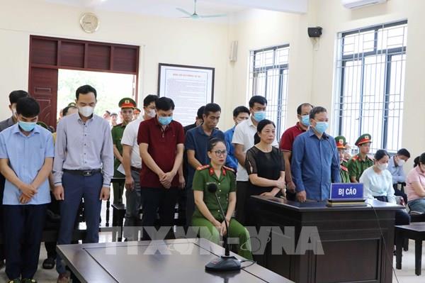 Phạt tù 16 bị cáo trong vụ án đưa và nhận hối lộ tại Lai Châu