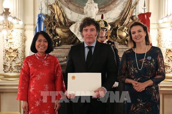 Việt Nam muốn hợp tác chặt chẽ với Argentina trên tất cả các lĩnh vực