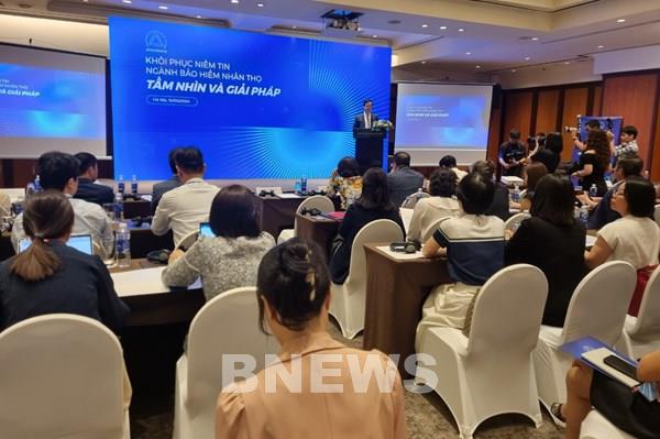 Tìm cách khôi phục niềm tin thị trường bảo hiểm nhân thọ