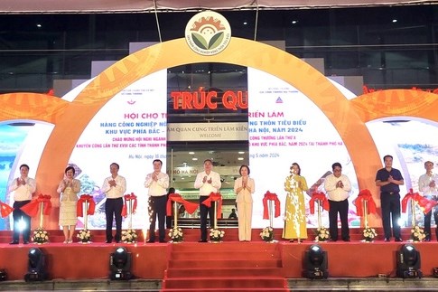 Khai mạc Hội chợ triển lãm công nghiệp nông thôn tiêu biểu khu vực phía Bắc