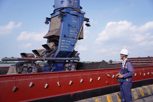 Nhà máy Sông Hậu 1 bảo đảm độ khả dụng và nguồn than cho phát điện cao điểm nắng nóng