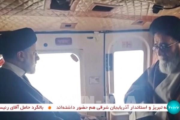 Vụ máy bay của Tổng thống Iran gặp nạn: Những người trên máy bay đã tử nạn