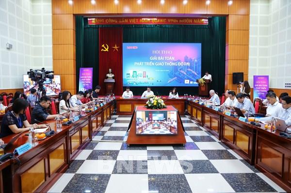 Phát triển giao thông công cộng, giảm tắc nghẽn đô thị