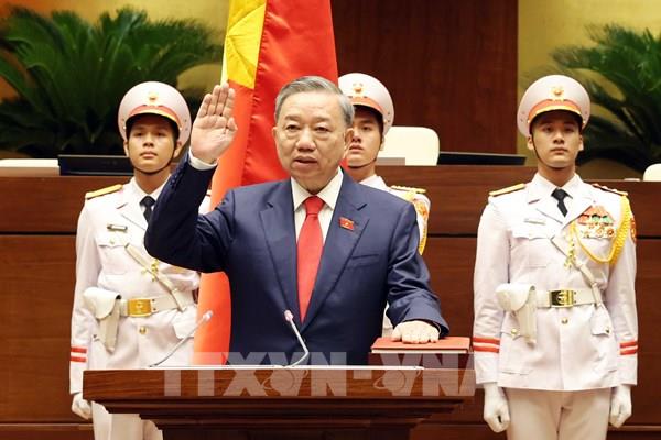 Ủy viên Bộ Chính trị, Chủ tịch nước CHXHCN Việt Nam Tô Lâm