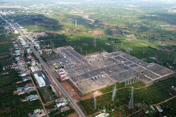 Vượt khó giữ vững dòng điện - Bài 2: Áp lực cung cấp điện