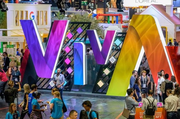 Các công ty công nghệ AI áp đảo sự kiện khởi nghiệp VivaTech toàn cầu​