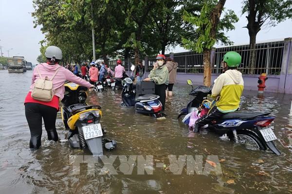 Xử lý "biển nước" tại khu công nghiệp lớn nhất tỉnh Bến Tre