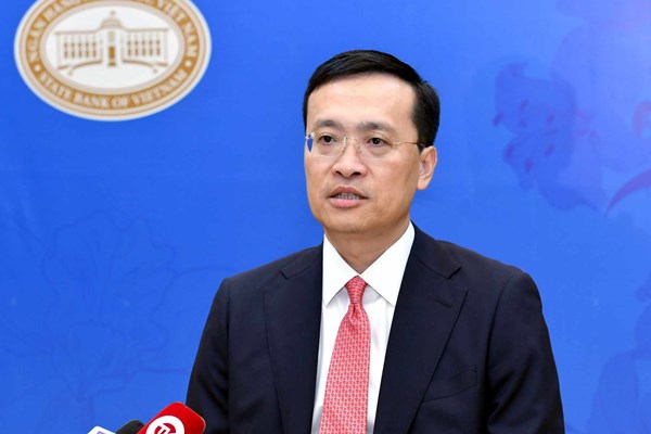 Sẽ giao các ngân hàng thương mại nhà nước bán vàng trực tiếp tới người dân