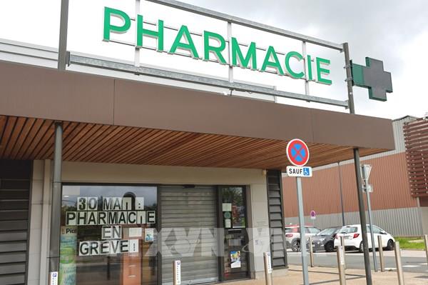 Pháp: Khoảng 90% hiệu thuốc dừng hoạt động vì đình công