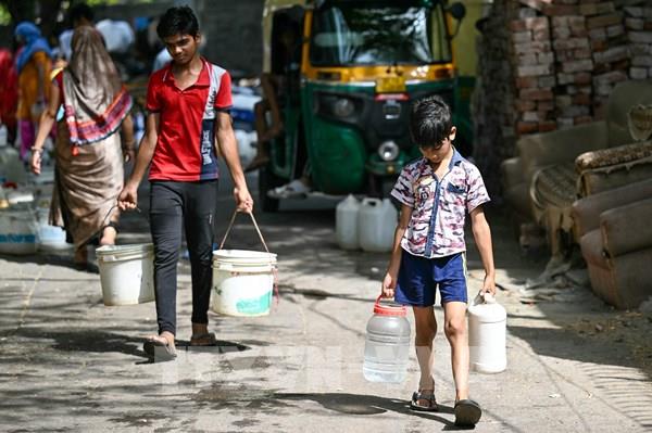Ấn Độ: Vùng đô thị Delhi họp khẩn về khủng hoảng nước sinh hoạt