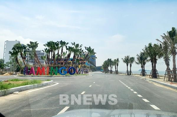 Mẹo rẻ tiền làm sạch kính lái ô tô