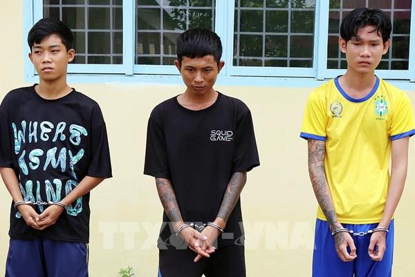 Sóc Trăng bắt giữ 3 đối tượng dùng súng cướp tài sản trong đêm