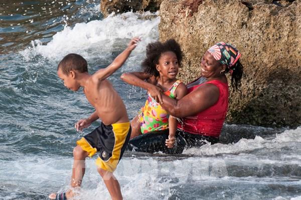 Cuba đón Hè sớm hơn 2 tháng