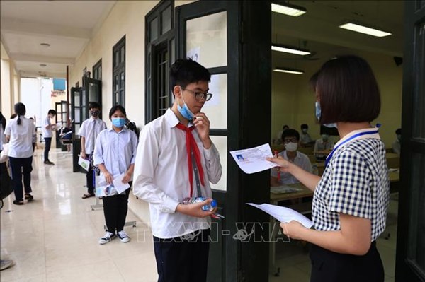 Có được dùng CCCD trên VNeID làm thủ tục dự thi tốt nghiệp THPT và tuyển sinh?