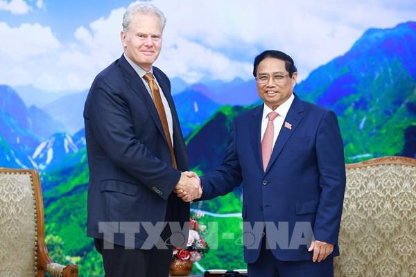 Thủ tướng Phạm Minh Chính tiếp Chủ tịch, Giám đốc Tập đoàn FedEx Express (Hoa Kỳ)