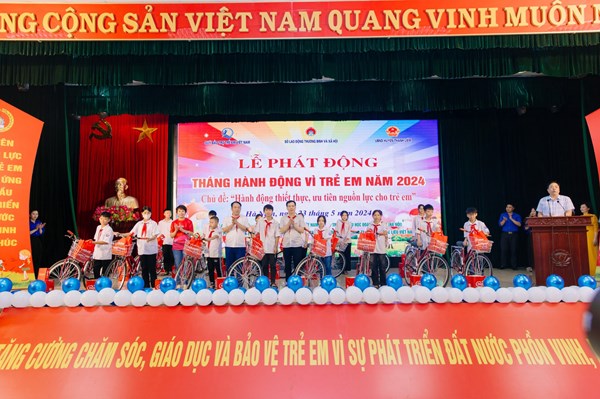 AIA Việt Nam hưởng ứng Tháng hành động vì trẻ em 2024