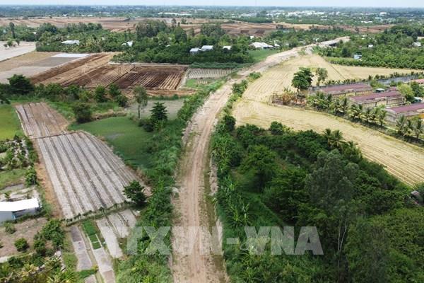 Lý do hàng loạt công trình giao thông trọng điểm ở Đồng Tháp gặp khó