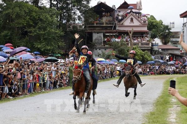 Đua ngựa truyền thống trên cao nguyên Bắc Hà