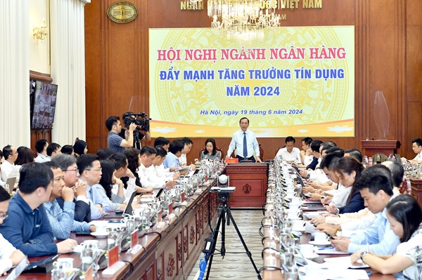 Thúc đẩy tăng trưởng tín dụng đáp ứng kịp thời nhu cầu vốn của nền kinh tế