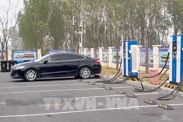 Thủ đô Bắc Kinh (Trung Quốc) yêu cầu xây dựng bãi đỗ xe có trạm sạc điện trên mặt đất