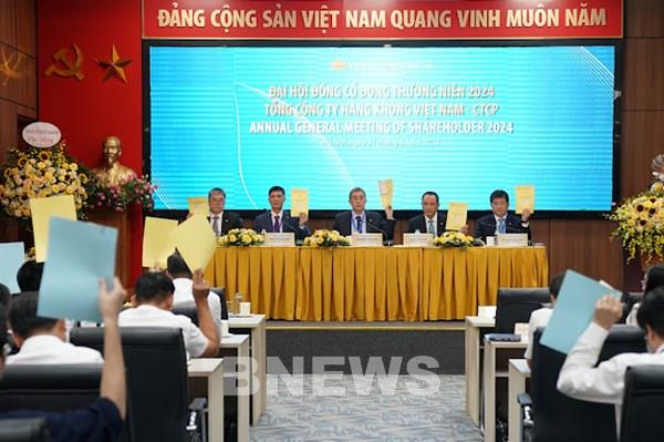 Doanh thu tăng gần 30%, Vietnam Airlines tiến tới cân đối thu chi