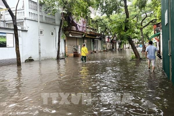Dự báo thời tiết ngày đầu tiên thi tốt nghiệp THPT năm 2024: Cả nước có mưa dông