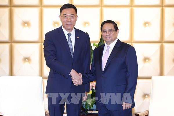 Thủ tướng đề nghị các doanh nghiệp Trung Quốc tham gia phát triển hạ tầng quy mô lớn tại Việt Nam