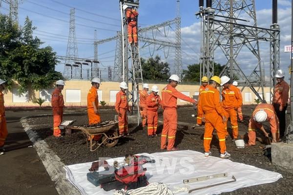 Quản lý vận hành lưới truyền tải điện đảm bảo an toàn mùa mưa bão