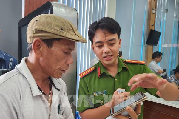 Khám phá loạt tiện ích trên VNeID