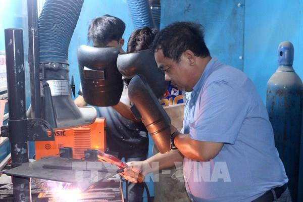 Gỡ “nút thắt” đưa lao động đi làm việc ở nước ngoài