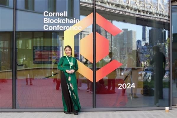 Nữ tân khoa khóa 1 VinUni và khát khao kể câu chuyện Việt Nam ra thế giới