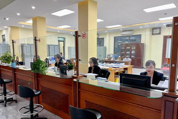 Hệ thống thông tin thủ tục hành chính các địa phương cao hơn bộ, ngành
